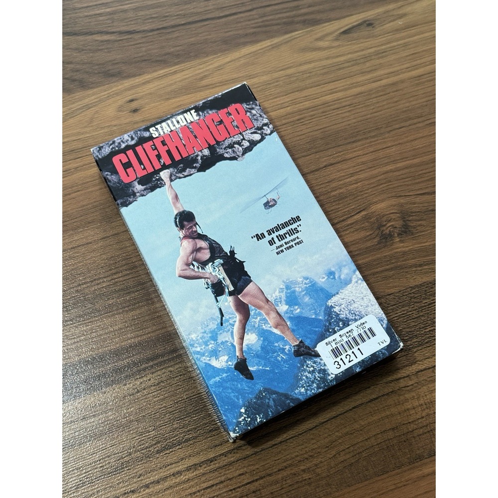 Cliffhanger VHS VCR Video Tape Movie Sylvestor Stallone Tape